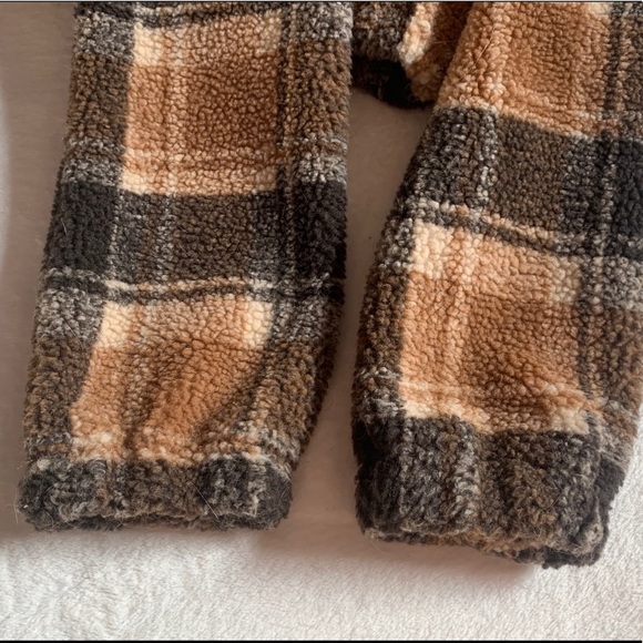 NWT Zaful Plaid Sherpa Crop Sweater - Picture 6 of 7